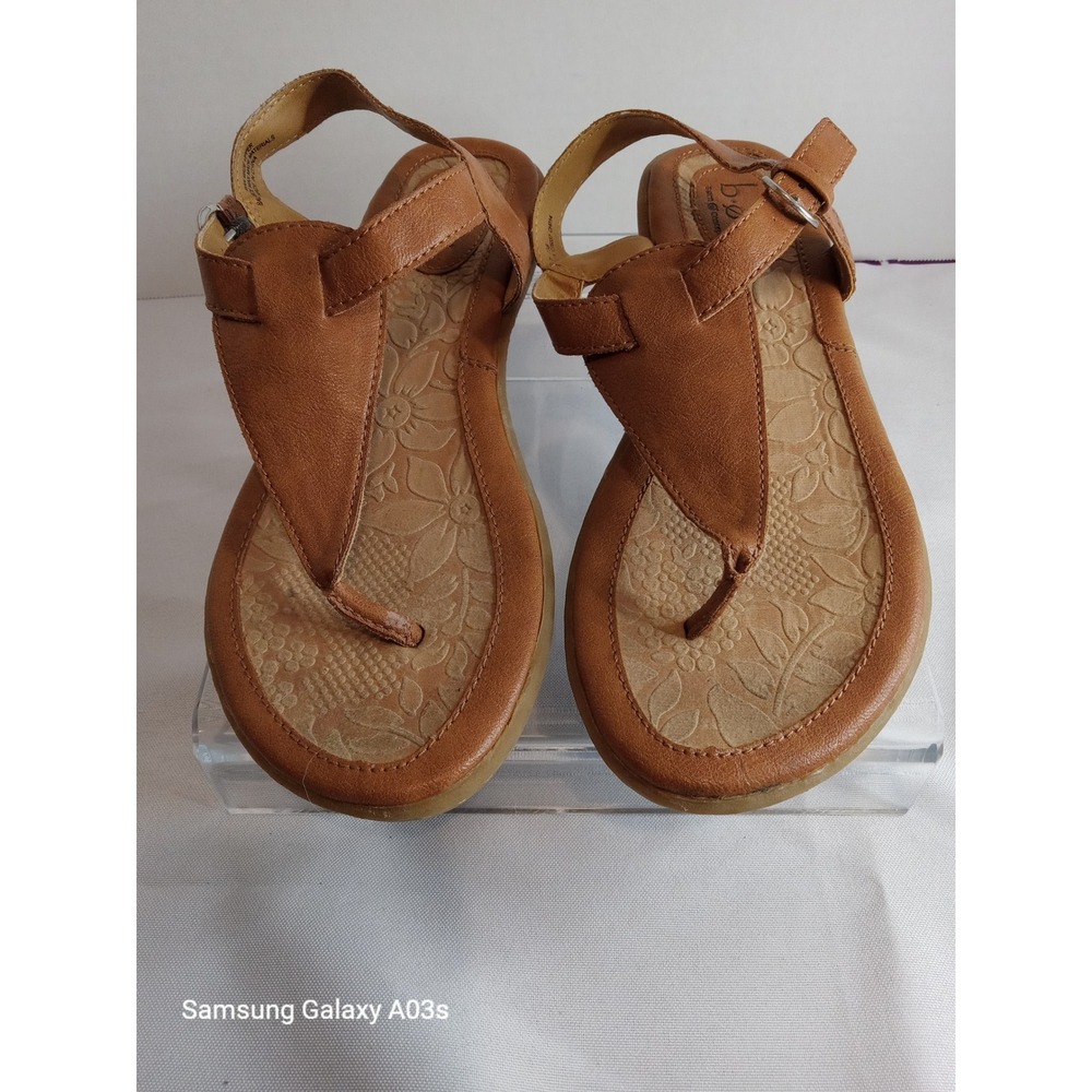 B.O.C. Brown Thong Sandals Ankle Strap Buckle Detail Casual Comfort Size 7